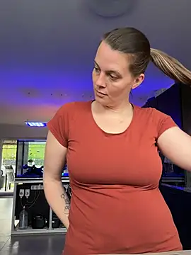 newMichelle online show from 04/23/26, 06:14