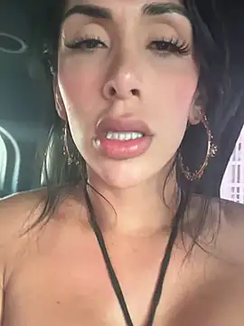 Snapshot of morganaramirez chatting on 01/04/25, 02:46 morganaramirez online show from 01/04/25, 02:46