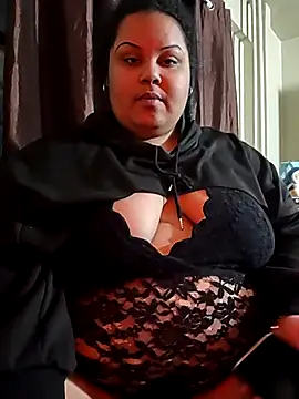 MissMazi online show from 11/30/25, 08:07
