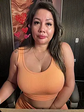 Snapshot of ValeryGrey chatting on 02/15/26, 03:53 ValeryGrey online show from 02/15/26, 03:53