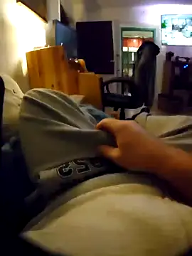 Snapshot of anonymus9006 chatting on 01/16/25, 05:12 anonymus9006 online show from 01/16/25, 05:12