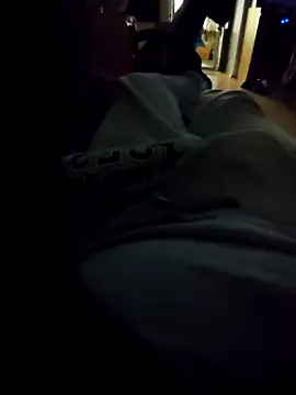 Snapshot of anonymus9006 chatting on 03/08/25, 04:06 anonymus9006 online show from 03/08/25, 04:06