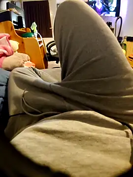 anonymus9006 online show from 04/28/26, 03:06