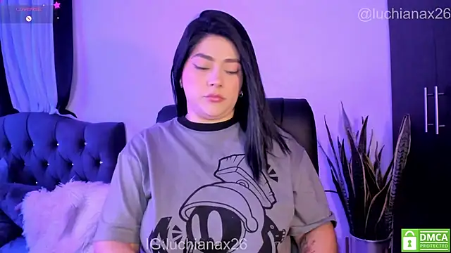 lucy26  online show from 04/23/26, 03:30