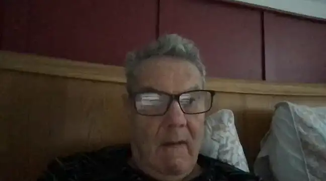 Snapshot of Oldpistolpete chatting on 12/09/24, 09:39 Oldpistolpete online show from 12/09/24, 09:39