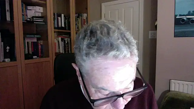 Snapshot of Oldpistolpete chatting on 01/14/25, 05:45 Oldpistolpete online show from 01/14/25, 05:45