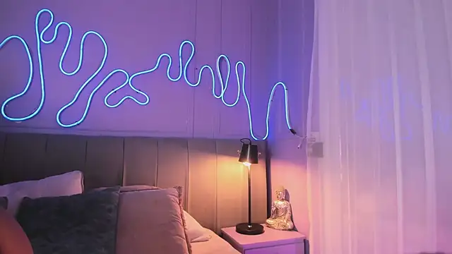 Sofly s online show from 01/05/26, 05:27