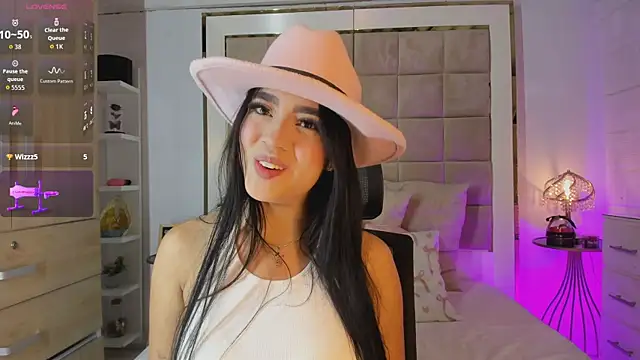 Snapshot of Victoria_adaams chatting on 10/11/25, 10:14 Victoria adaams online show from 10/11/25, 10:14