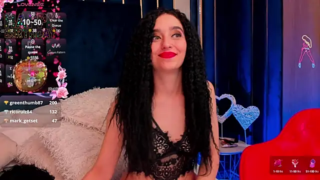 Snapshot of VanessaAngel chatting on 02/07/25, 09:58 VanessaAngel online show from 02/07/25, 09:58