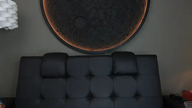 miss vaiolette online show from 10/18/25, 11:11