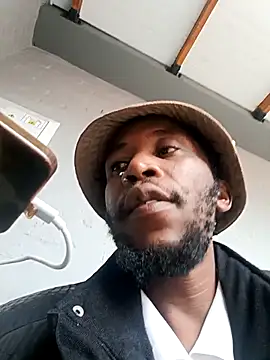 chef-dudi012 online show from 04/20/26, 07:33