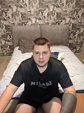 Snapshot of Volshebnik130_ chatting on 10/29/25, 10:55 Volshebnik130  online show from 10/29/25, 10:55