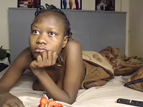 Snapshot of CandyLovesU2 chatting on 03/14/25, 01:59 CandyLovesU2 online show from 03/14/25, 01:59