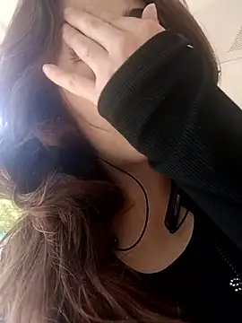 Greycekelly online show from 05/19/26, 12:22
