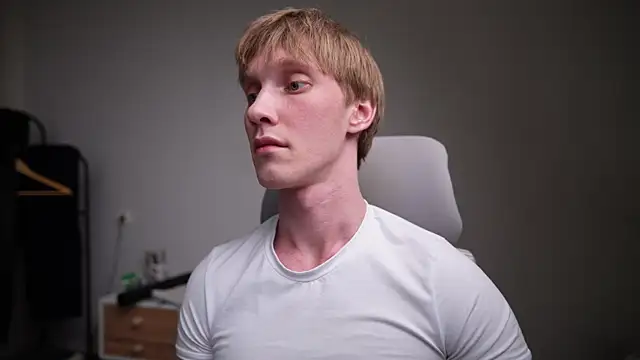 J Akira online show from 04/22/26, 08:10