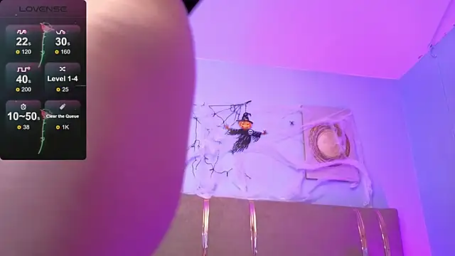 Snapshot of SALOME_F0X_ chatting on 11/01/25, 03:08 SALOME F0X online show from 11/01/25, 03:08