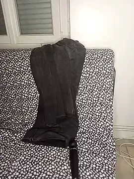 callmelouve online show from 04/11/26, 03:05