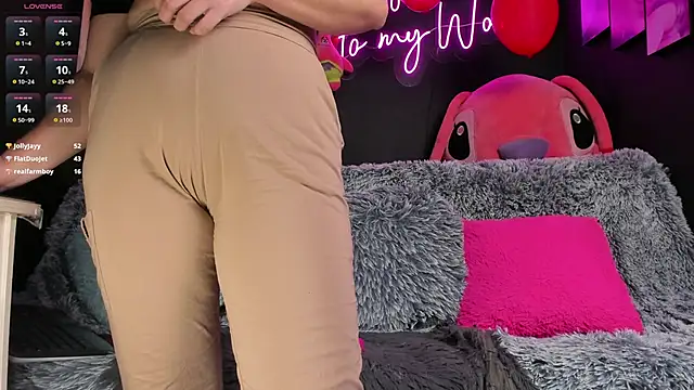 Snapshot of stelleknox_ chatting on 02/17/25, 10:47 stelleknox online show from 02/17/25, 10:47