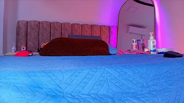  linda milk  online show from 02/26/26, 03:05