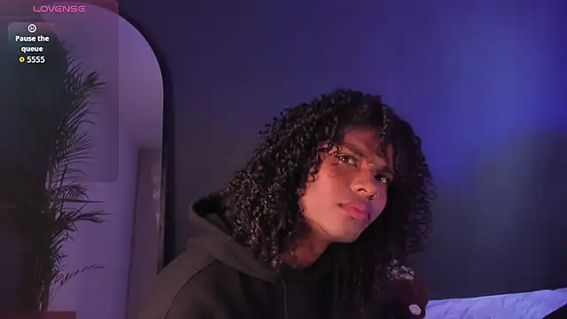 Lucas eevans online show from 10/02/25, 01:29