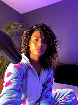 Lucas eevans online show from 11/21/25, 01:32