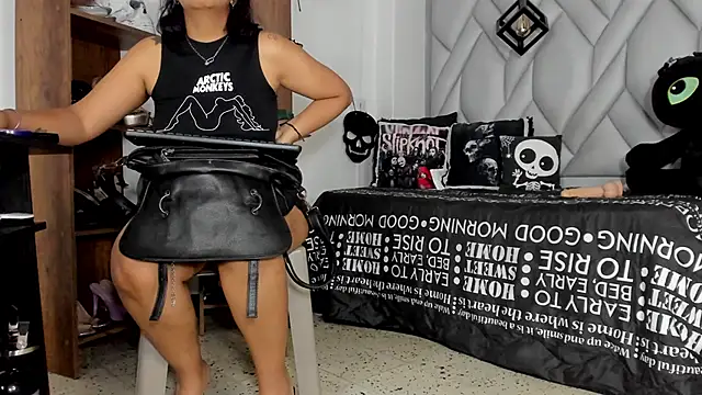 MirandaHaguen online show from 05/19/26, 09:10