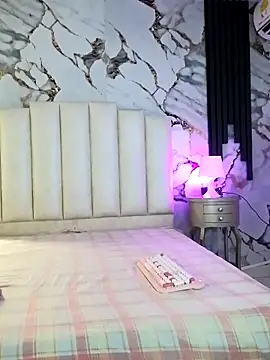 mollieblue69 online show from 11/25/25, 12:49