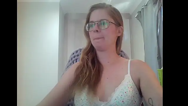 Snapshot of SavannaGirly chatting on 01/22/25, 07:25 SavannaGirly online show from 01/22/25, 07:25
