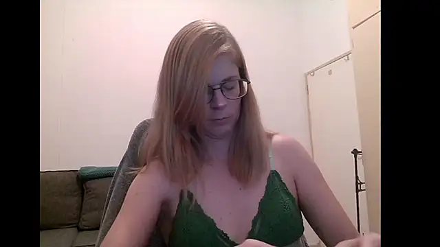 Snapshot of SavannaGirly chatting on 09/18/25, 05:59 SavannaGirly online show from 09/18/25, 05:59