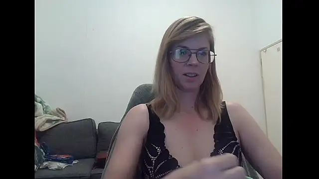 SavannaGirly online show from 01/10/26, 08:16