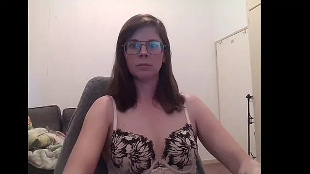 SavannaGirly online show from 02/05/26, 06:40