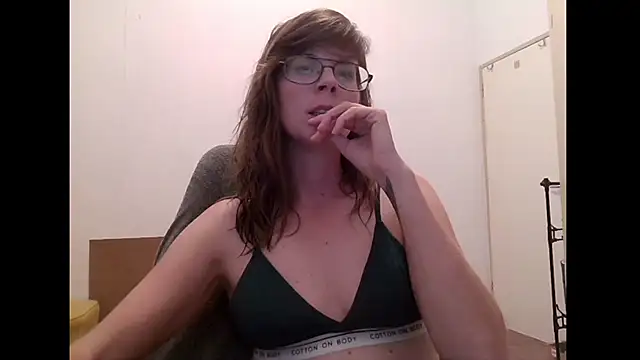 SavannaGirly online show from 04/02/26, 01:53