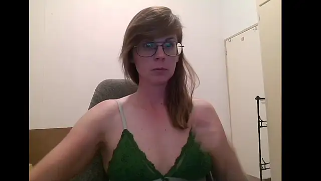 SavannaGirly online show from 04/22/26, 06:53