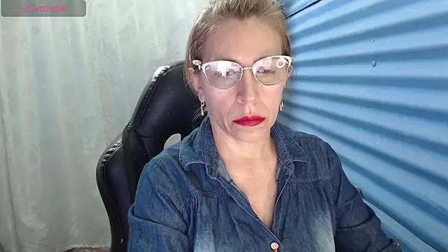 Chayla Ruiz online show from 03/26/26, 10:43