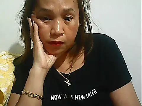 Snapshot of Lhadycarolyn chatting on 11/02/25, 11:18 Lhadycarolyn online show from 11/02/25, 11:18