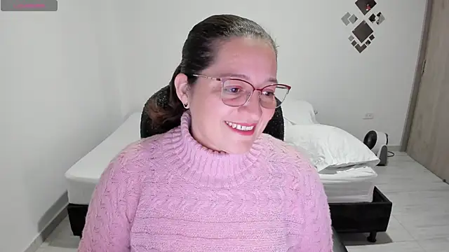 alejandra milf  online show from 02/01/25, 09:08