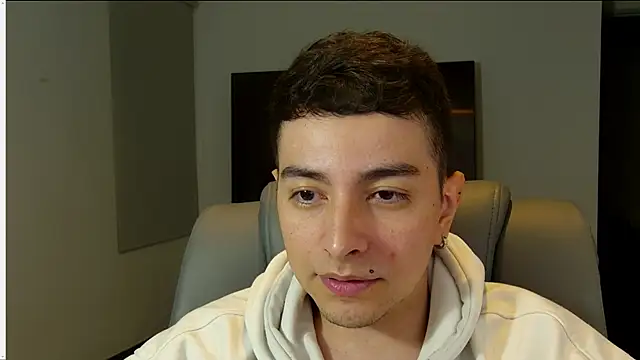 Jhoan saenz online show from 10/06/25, 05:16