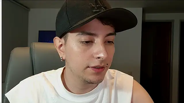 Jhoan saenz online show from 10/07/25, 05:37