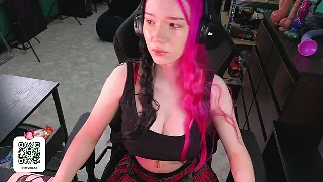 Maya Viola online show from 07/22/26, 03:53