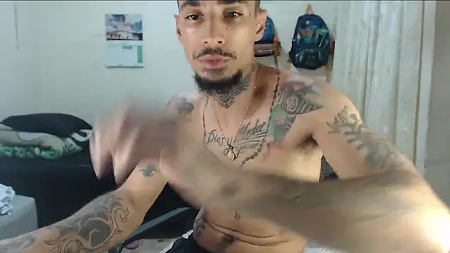 emiliano hottt online show from 04/24/26, 08:55