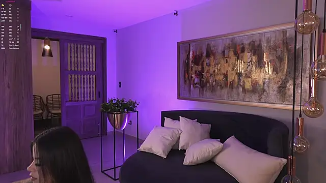 Snapshot of KateSunder chatting on 09/11/25, 11:21 KateSunder online show from 09/11/25, 11:21