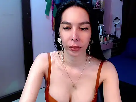 TSDESIREcindy29 online show from 11/07/25, 09:31