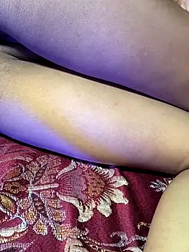 pariraj001 online show from 04/21/26, 06:55