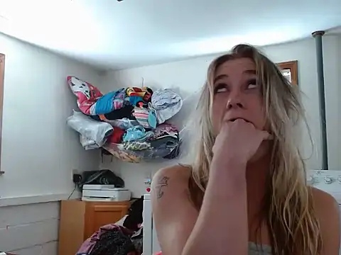 missymilf online show from 09/16/25, 02:40