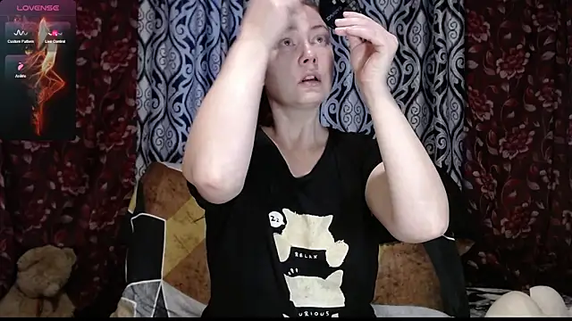 Snapshot of EmilyDoth chatting on 09/15/25, 06:57 EmilyDoth online show from 09/15/25, 06:57