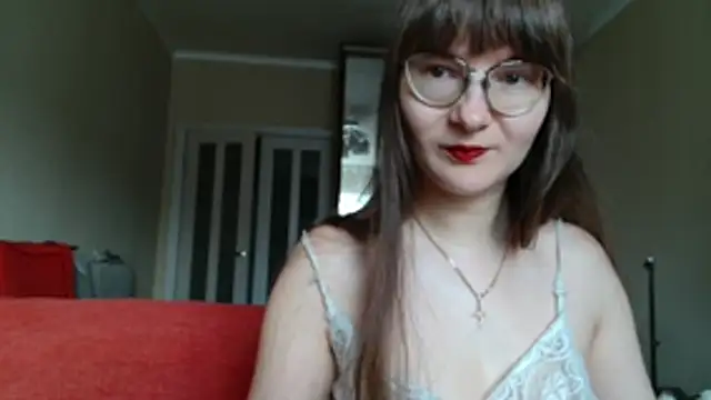 KiraGoldens online show from 04/04/26, 06:33