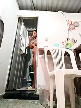 Snapshot of Bigassmommy_x chatting on 02/12/26, 01:50 Bigassmommy x online show from 02/12/26, 01:50