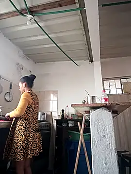 Bigassmommy x online show from 04/07/26, 01:33