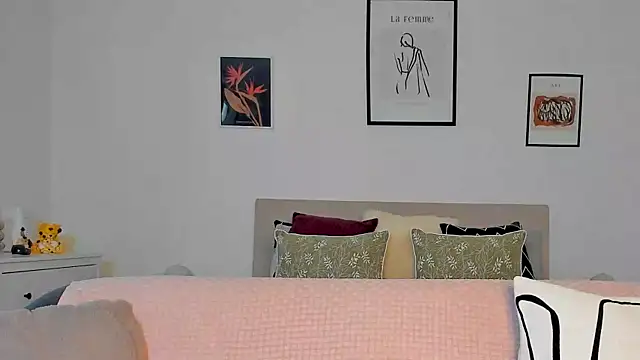 AryaSummersReal online show from 03/07/25, 08:23