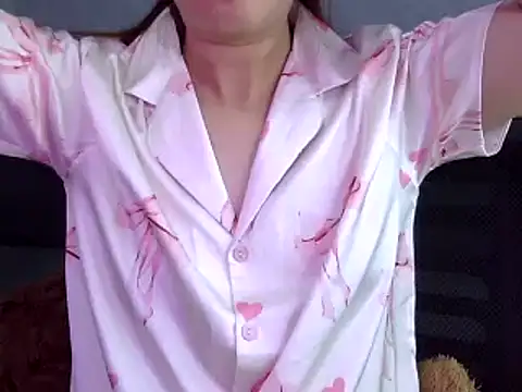 Bee 2k online show from 02/17/25, 04:42